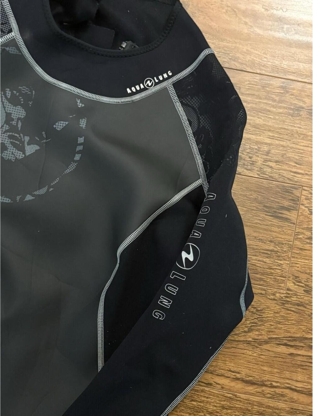 Aqualung Women’s Wetsuit Hydroflex 1mm Size 14 Women Aqua Lung - Picture 4 of 10